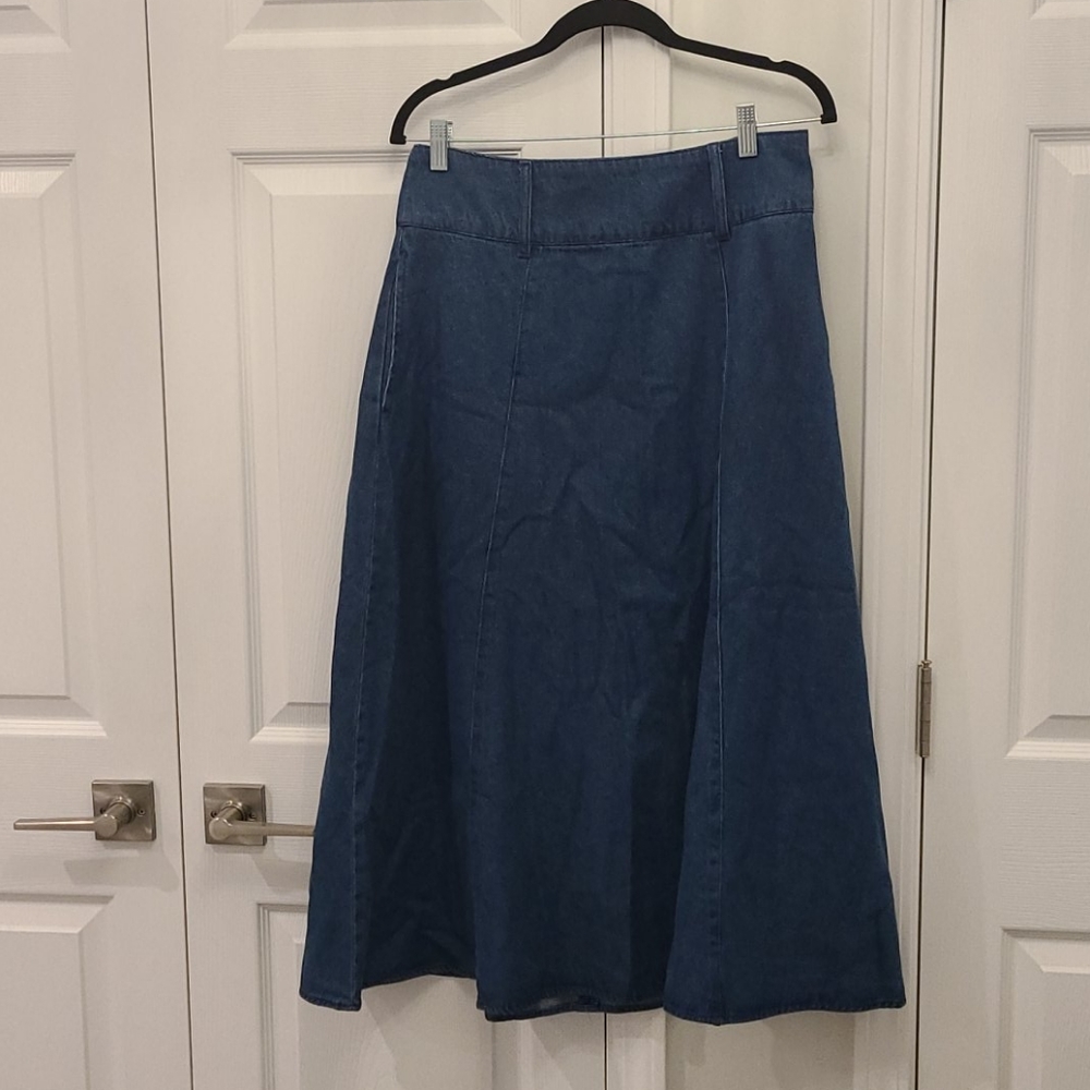 Midi denim skirt